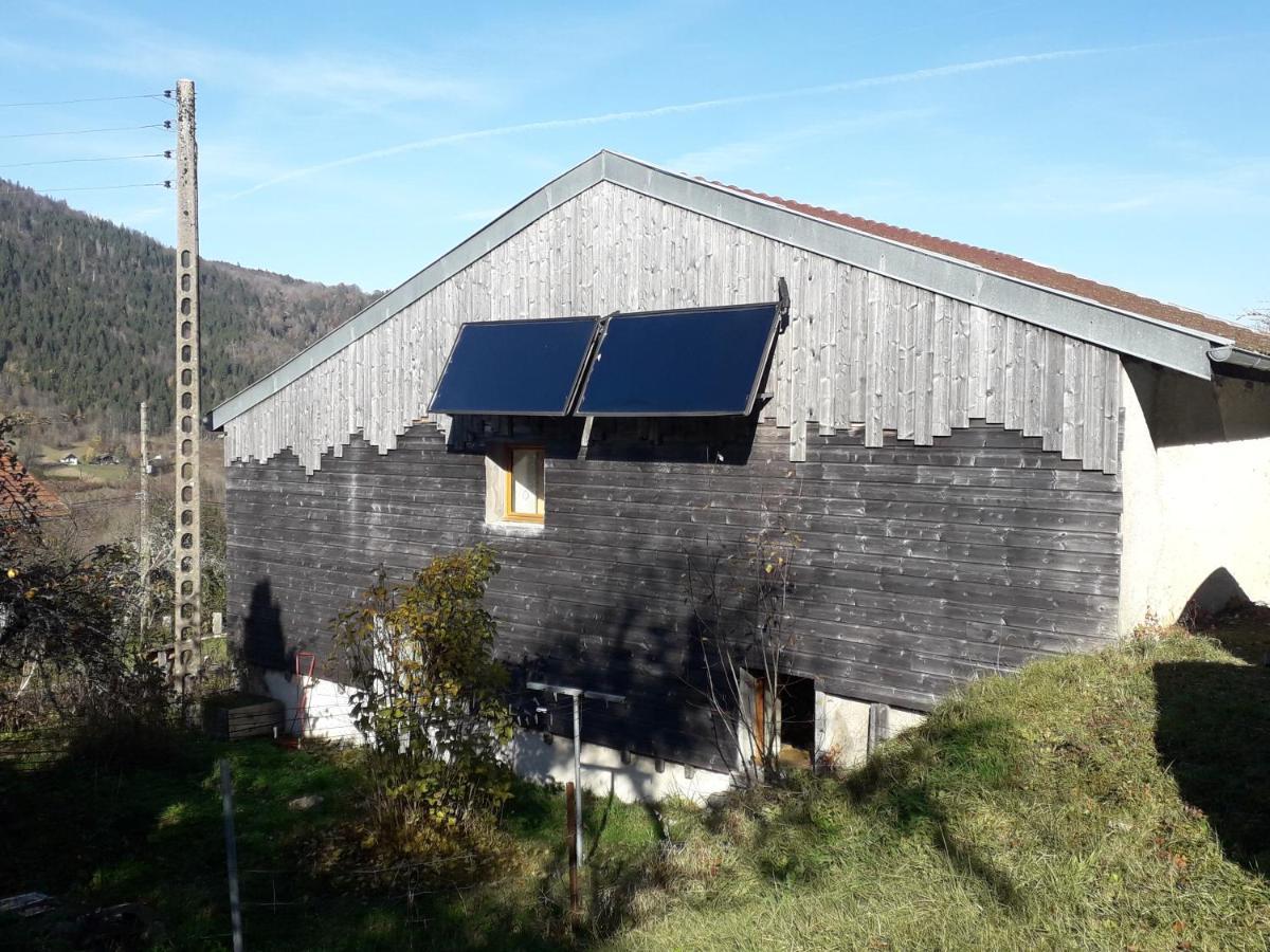 Maison Chaleureuse Et Ecologique Coyriere Exterior photo